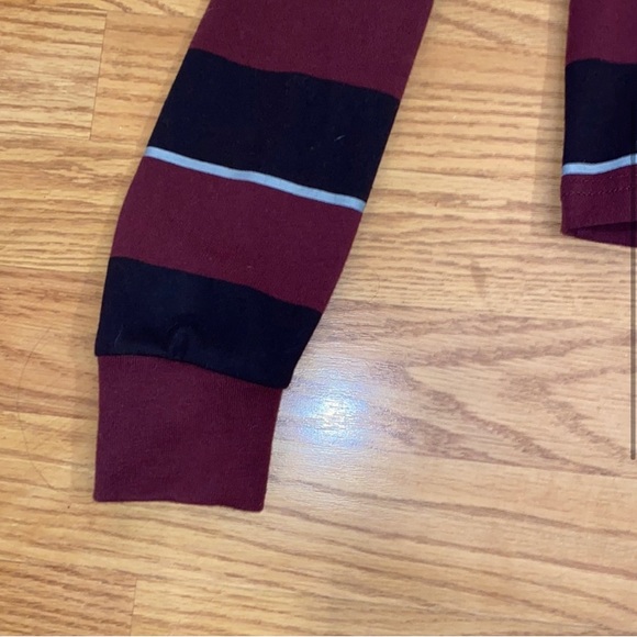 Women’s Grungy striped long sleeve collared crop top - Picture 4 of 5